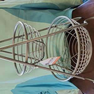 NWT Wire 2 tier counter top basket